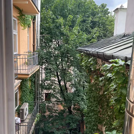 Dominican Square By Hashtag 아파트 *