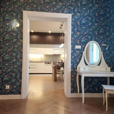 Dominican Square By Hashtag Apartment *