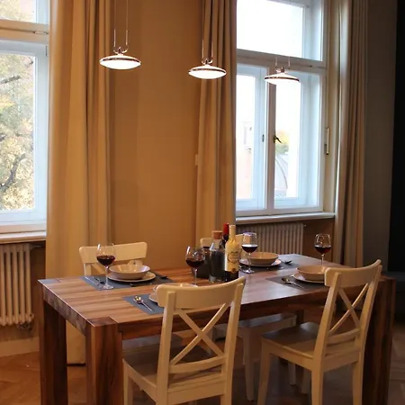 Dominican Square By Hashtag Apartment *