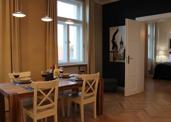 Dominican Square By Hashtag * 크라쿠프